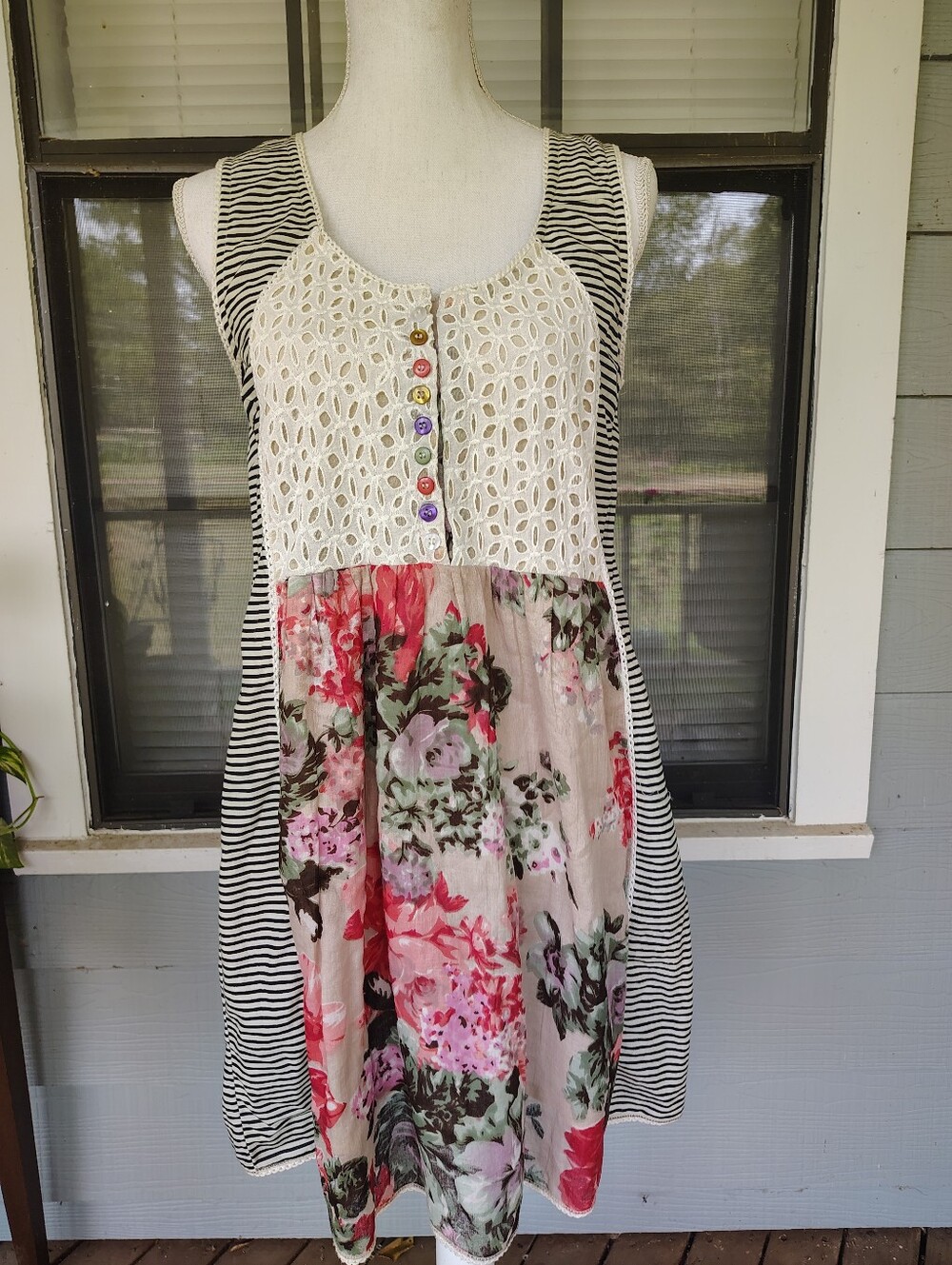 Just Funky, Sleeveless Floral Print Dress.